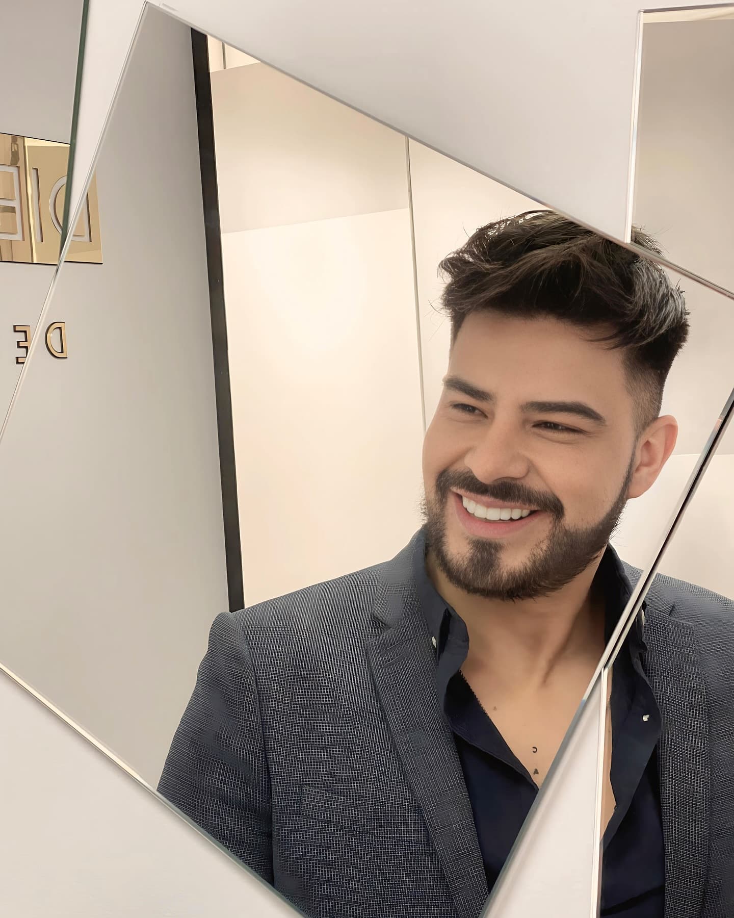 Jhon Diaz en Diego Mejía Dental Group